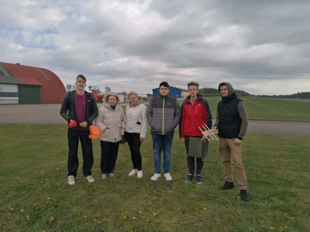 CanSat „Oscar” vėl pakilo! CanSat „Oscar” vėl pakilo!